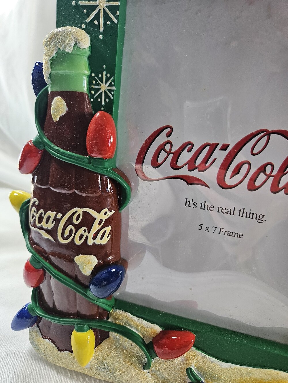 Coca-Cola Christmas design 5x7 inch photo frame with coke bottle, lights, & bow - Picture 2 of 10